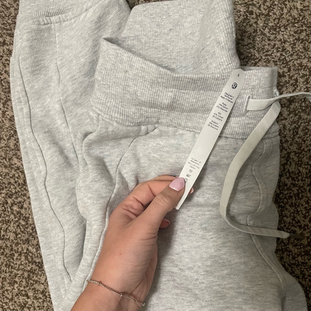 Lululemon scuba joggers